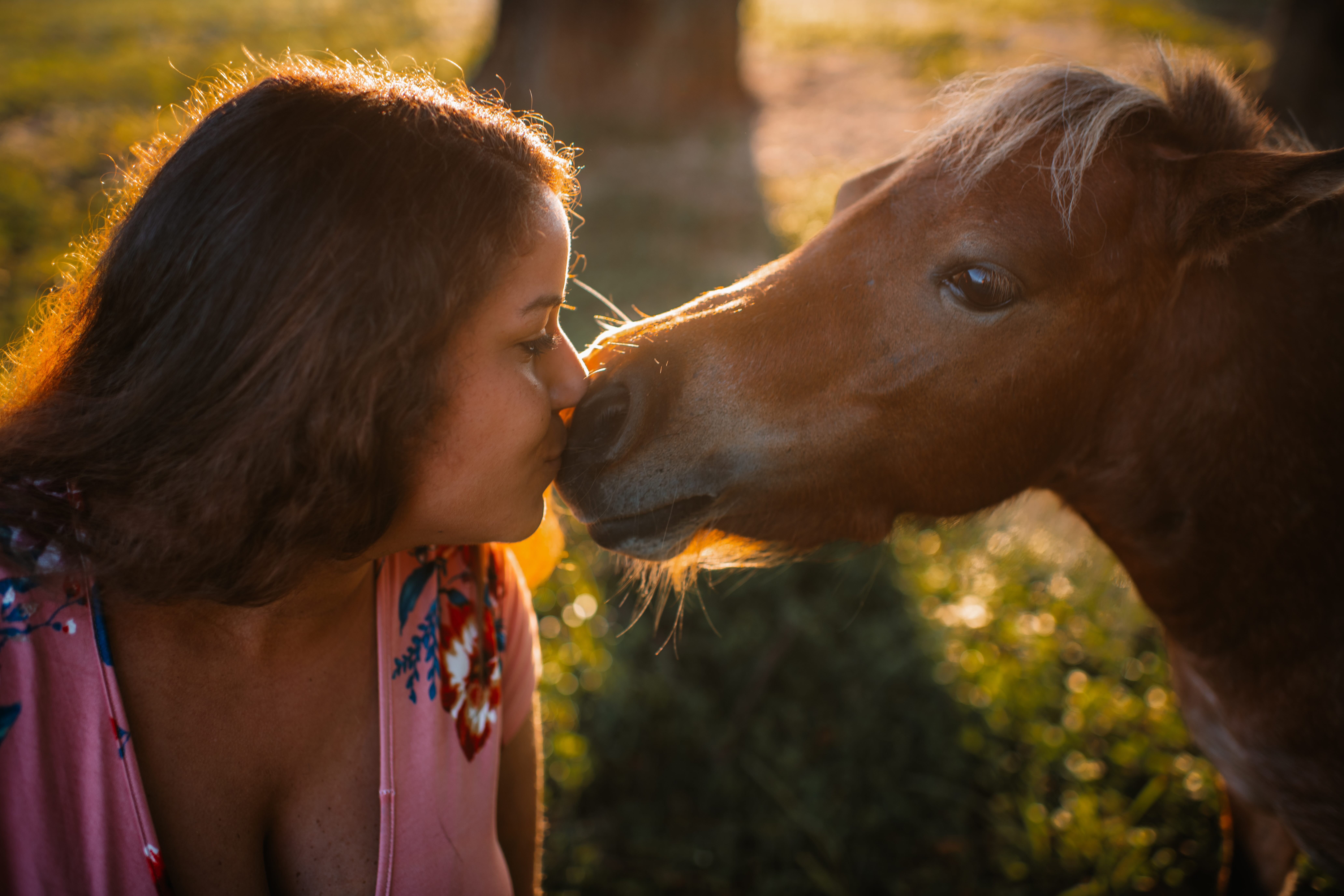 Raquel McCranie with horse — experiential therapy incorporating equine interactions